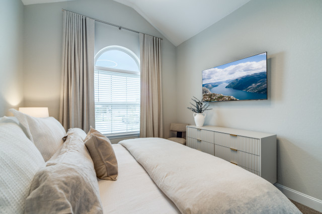 SM Home contemporary-bedroom