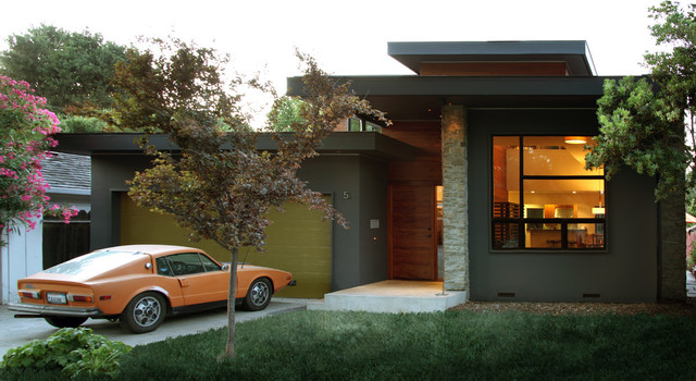 Greenwood Residence contemporary-fasad