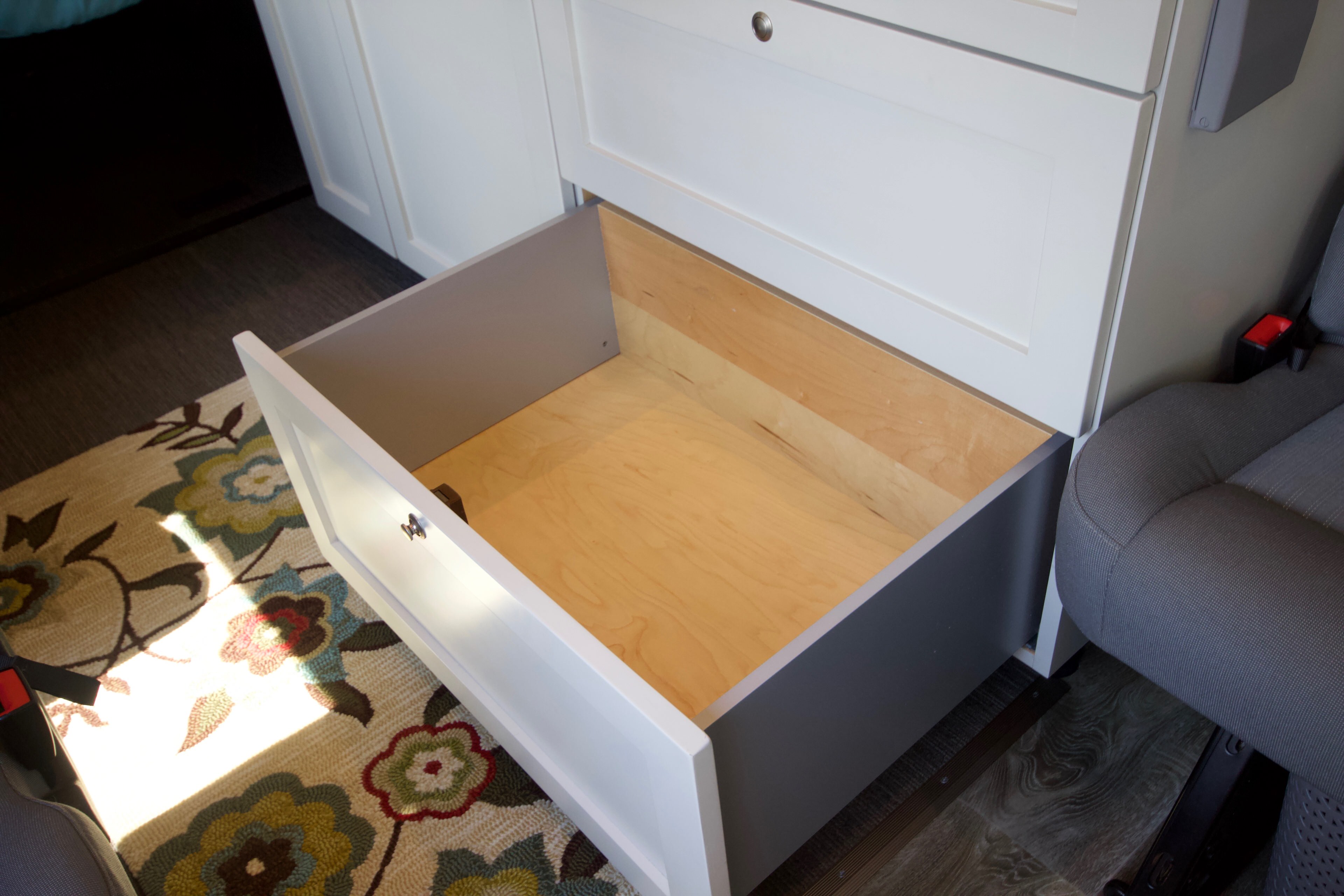 Large, deep drawers helpful to store pots and pans