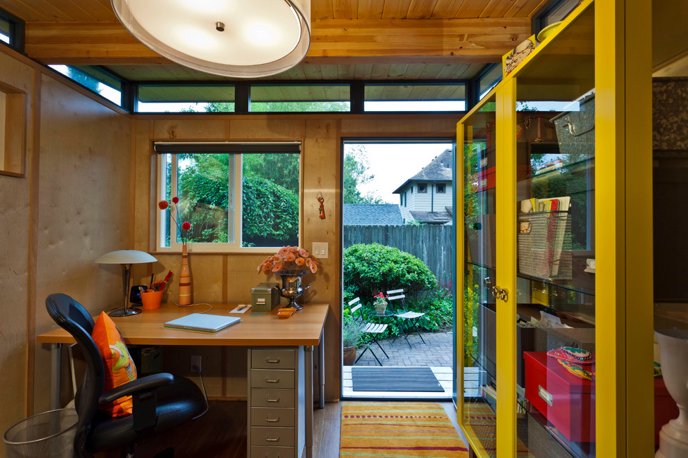 Inspiration for a small modern detached studio in Portland.