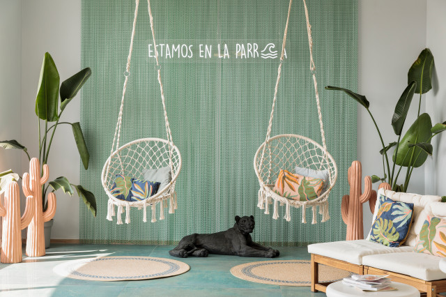 LA PARRETA coastal-deck