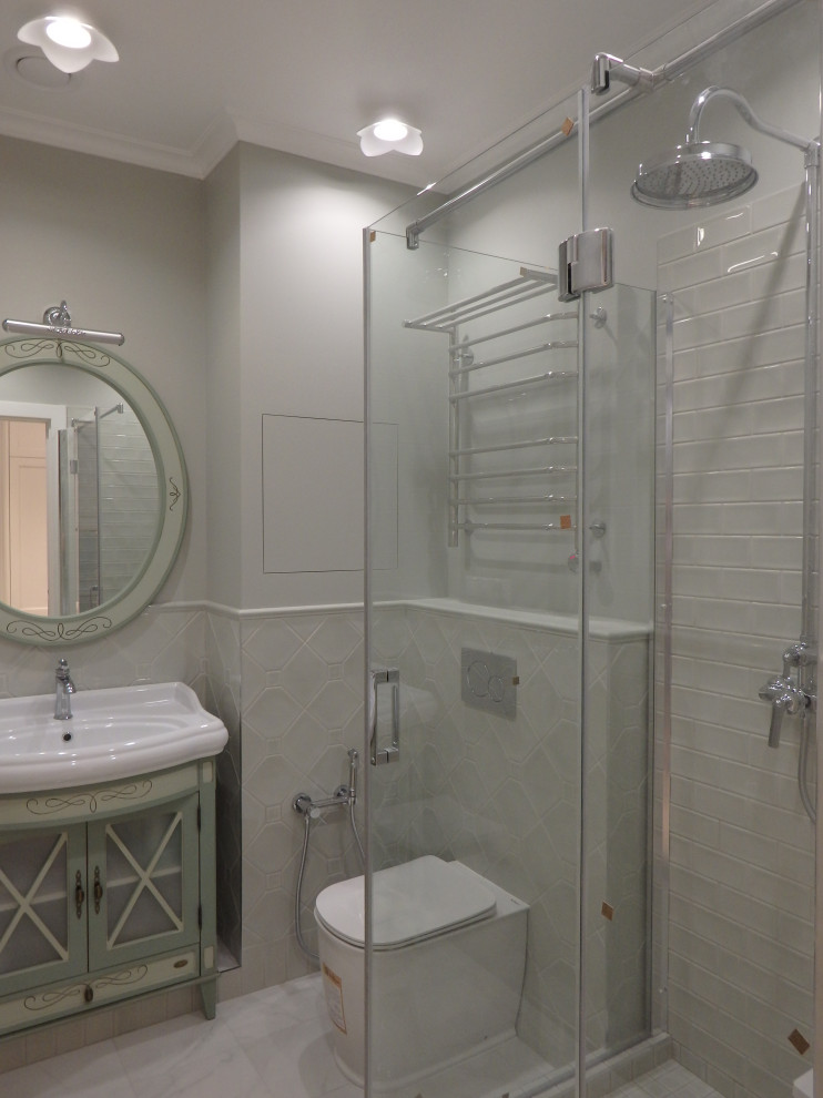 ЖК Вивальди - новый санузел в квартире-студии в новостройке с душевым углом