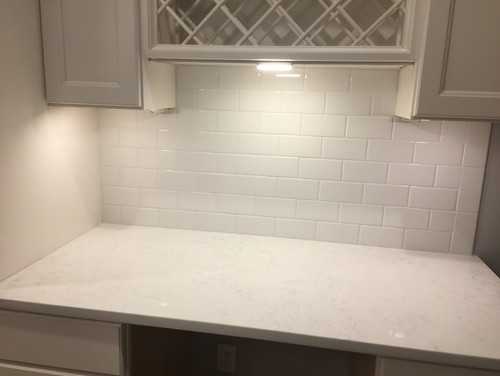 White Kitchen with Calacatta Vicenza MSI Q quartz counters