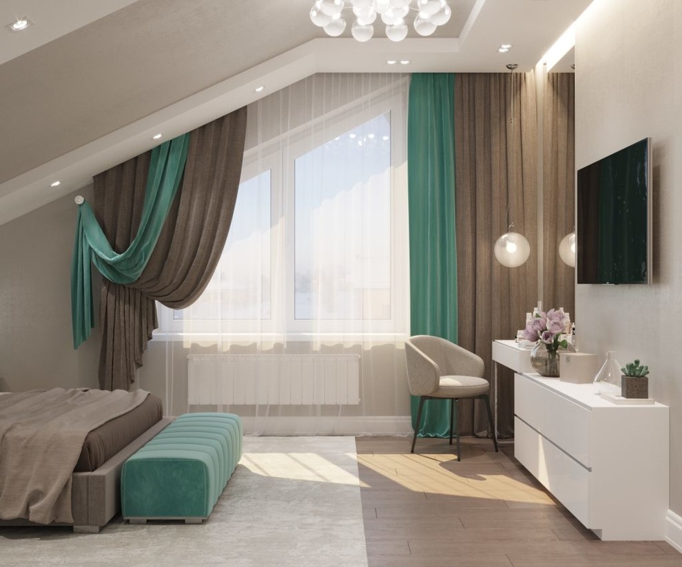 Спальня на мансарде в бирюзовых тонах