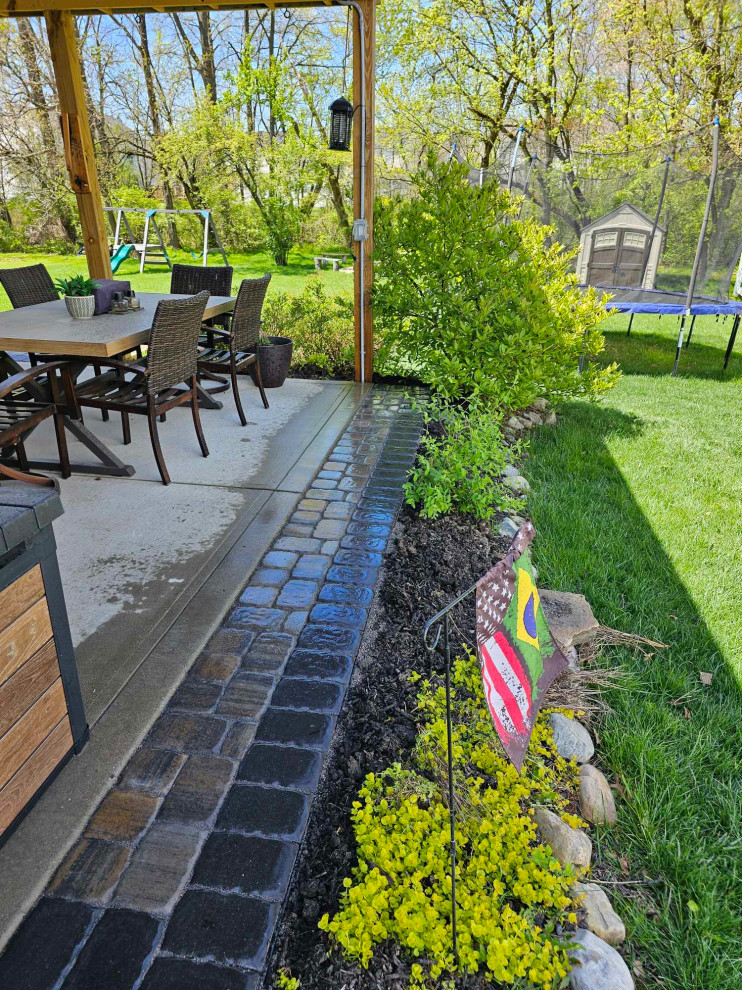 Paver Patios, Walkways, & Decks