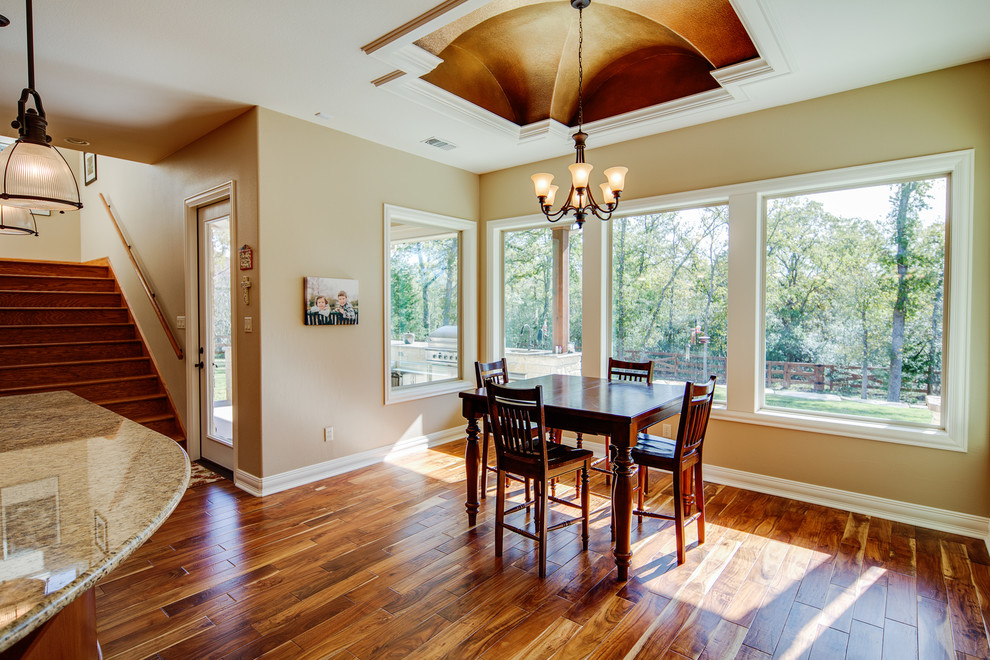 Dining room - transitional dining room idea in Austin