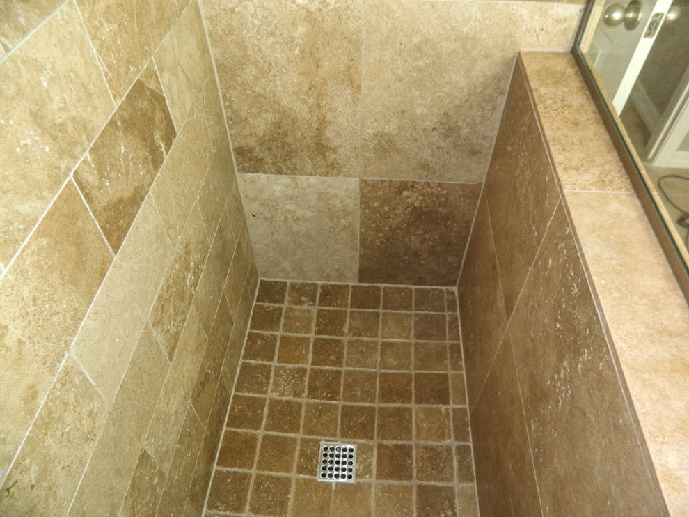 Inspiration for a transitional bathroom remodel in Phoenix