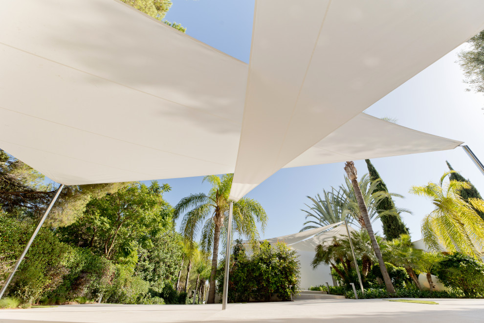 VILLA 7 Sierra Blanca Contemporary Landscape Malaga by SAPRO