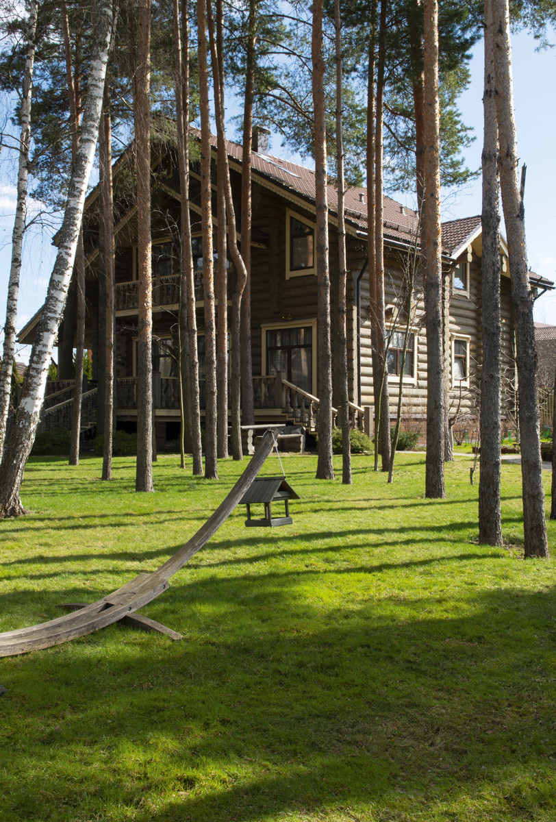 "Лесная усадьба". Новорижское шоссе.