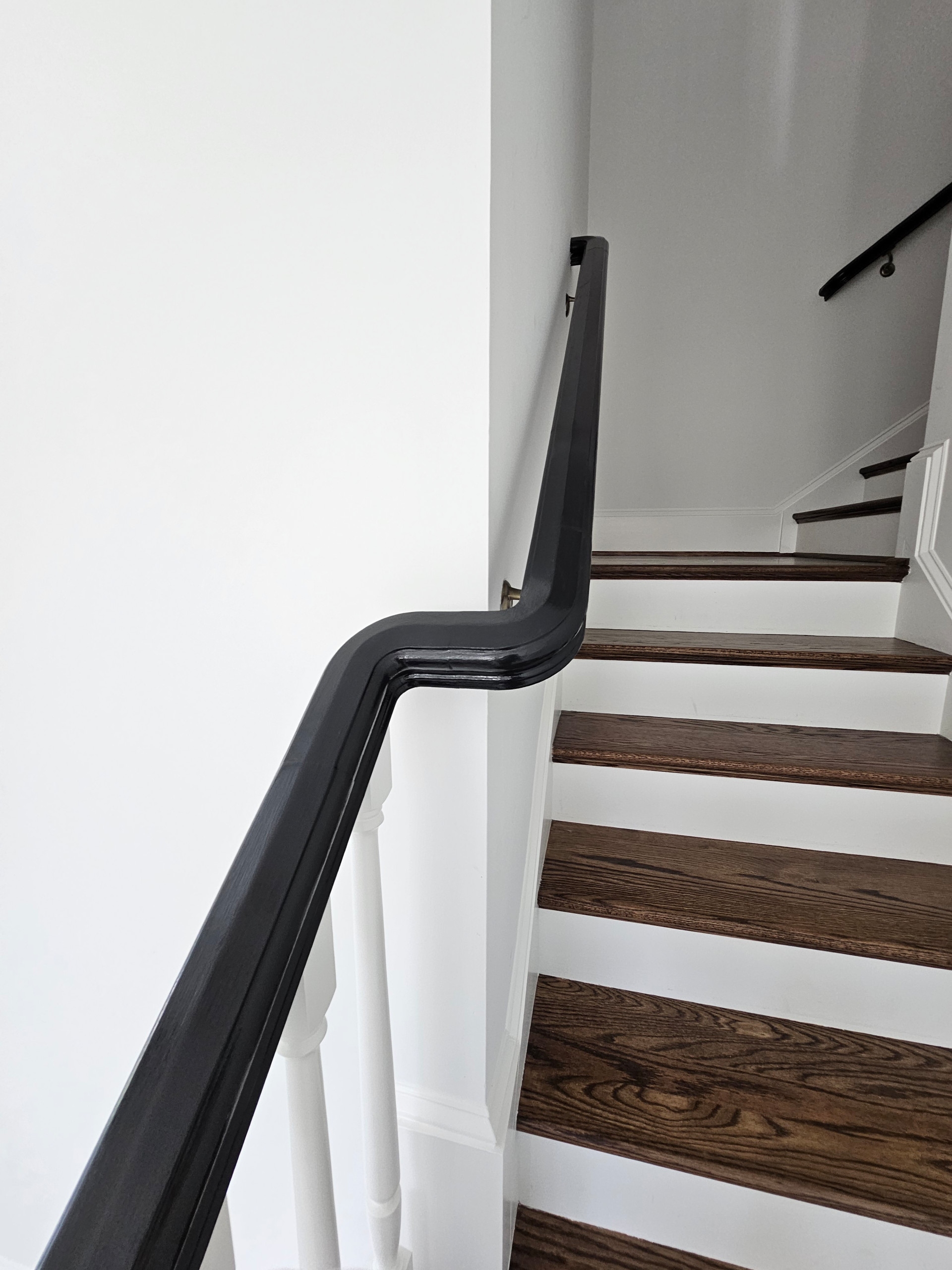 121_Elegant Floating Staircase, Chevy Chase, MD 20815