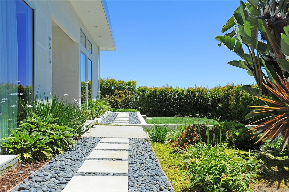 Landscape - Modern - Landscape - Los Angeles - by Exterior Designs