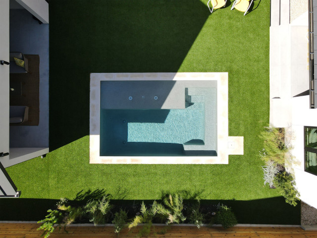 Juliet Tiny Pool moderne-pool