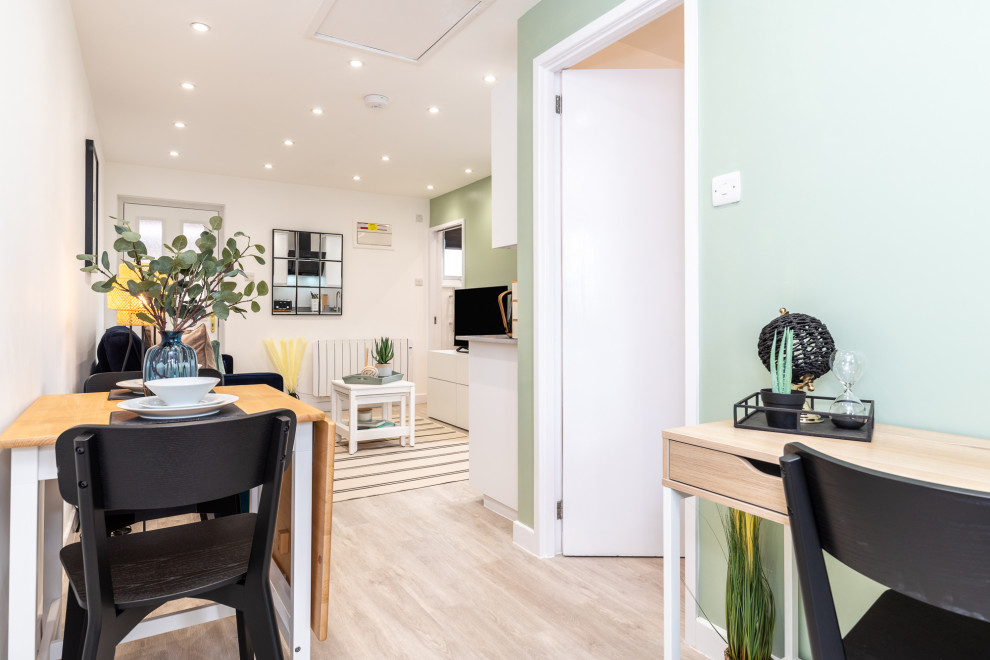 Staged to let- AirBnb- milton keynes