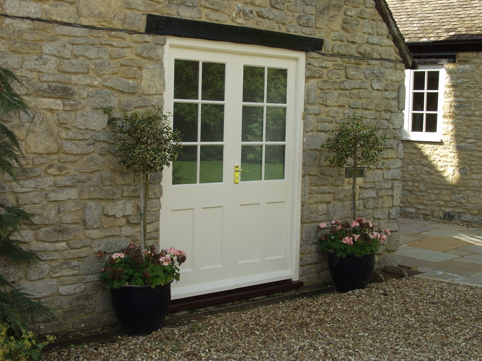 This is an example of a traditional exterior in Oxfordshire.