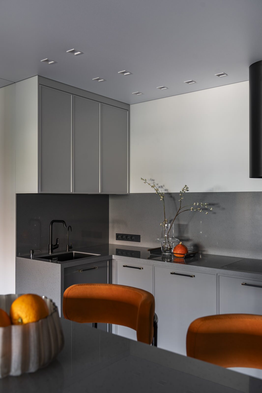 Новая реализованная кухня совместно с дизайнером Яной Васильевой