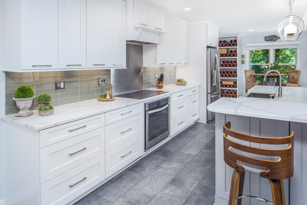 Kitchen - transitional kitchen idea