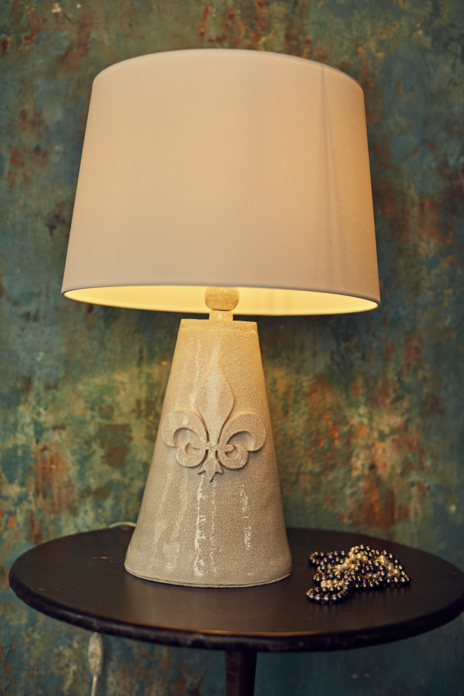 Настольная лампа "Лилия"