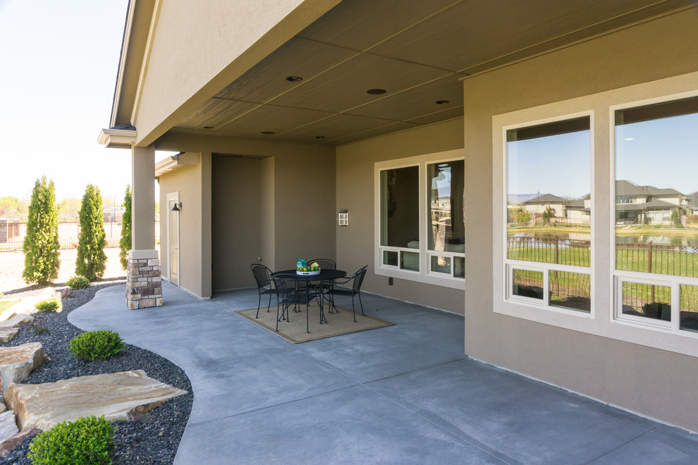 Inspiration for a transitional home design remodel in Boise