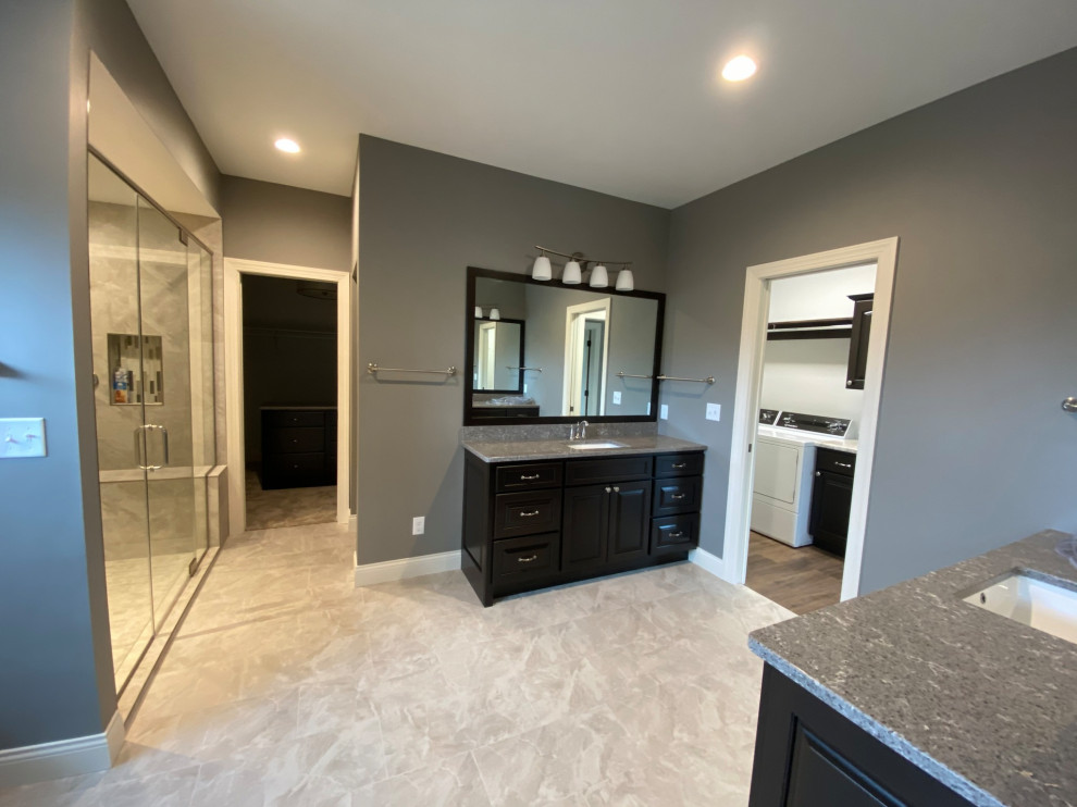 Bathroom 10