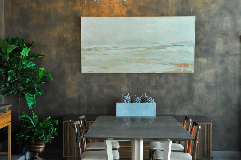 Example of a transitional dining room design in New York