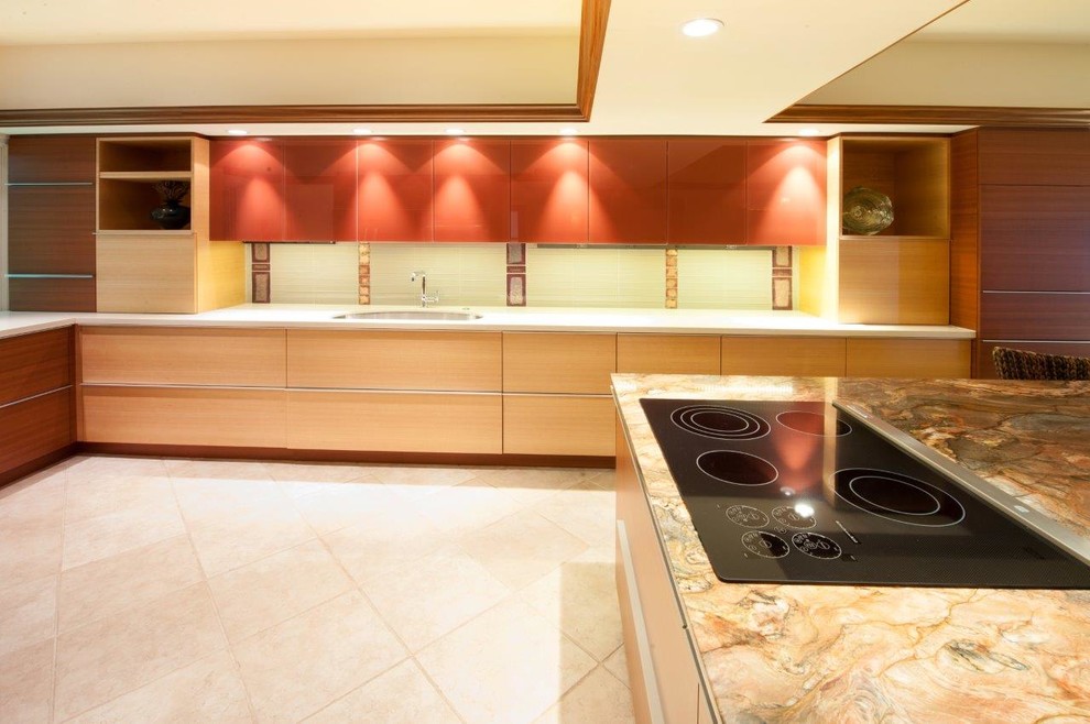 Kitchen - tropical kitchen idea in Hawaii