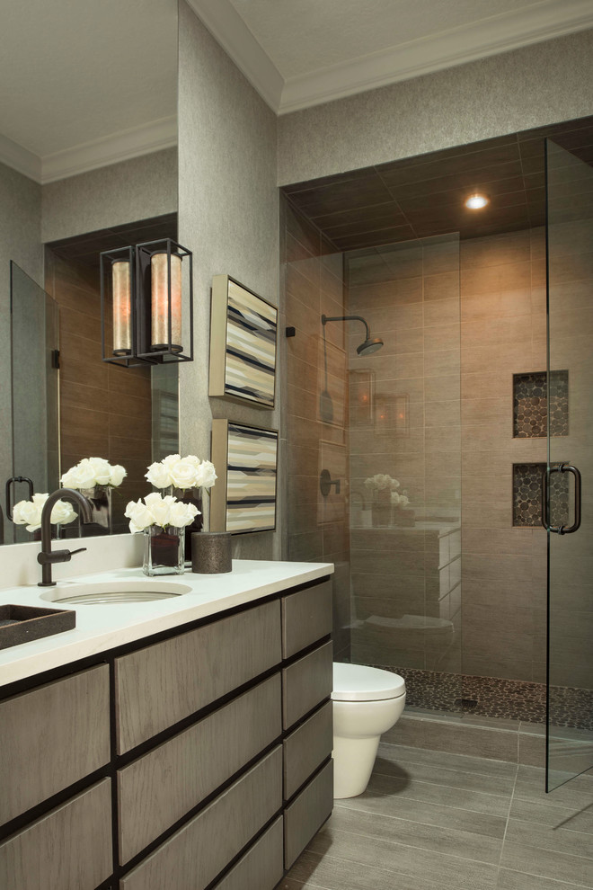 Inspiration for a transitional bathroom in Orlando.