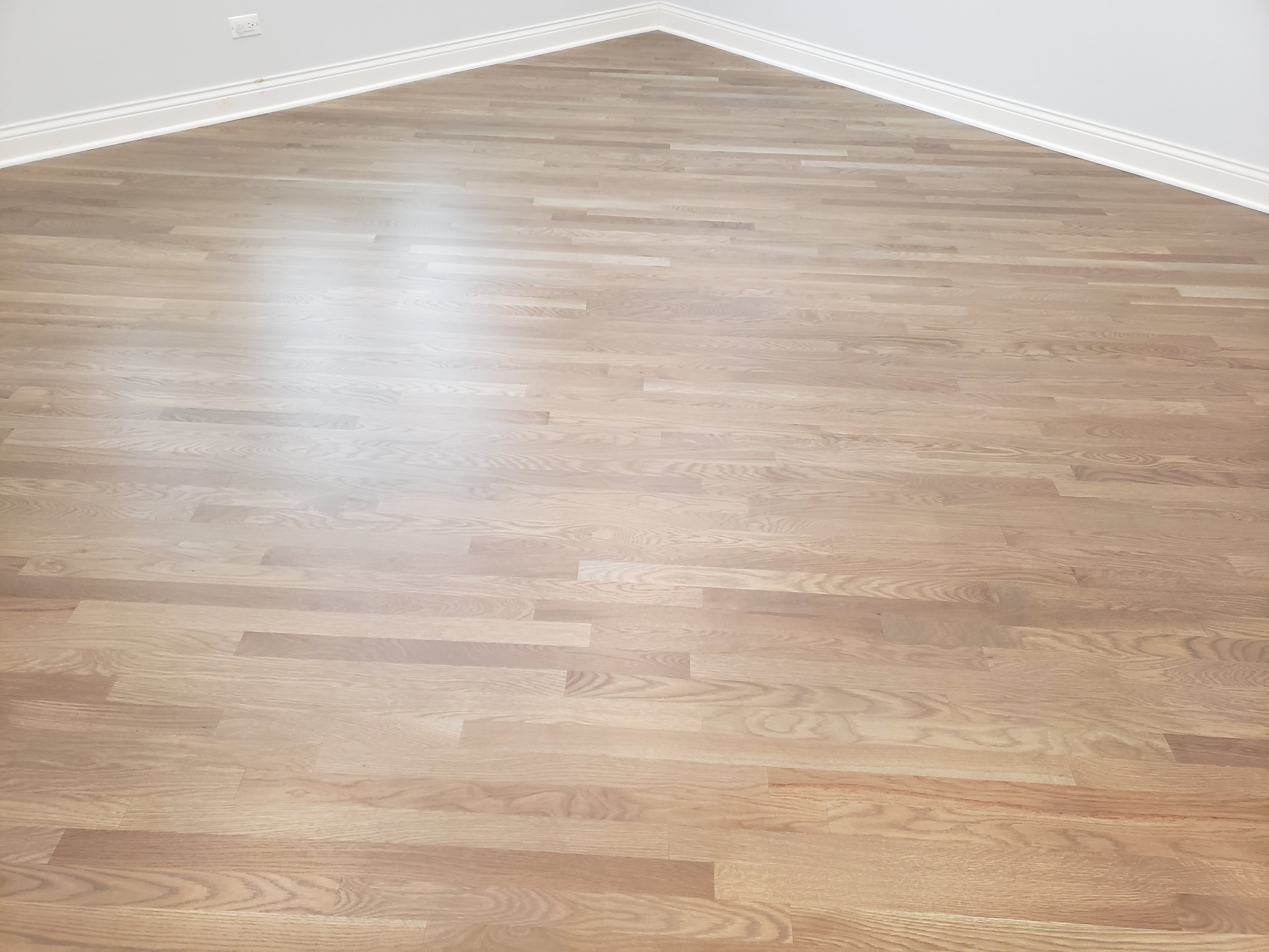 Chicago,  Warm Gray on white oak , Bona Traffic HD finish