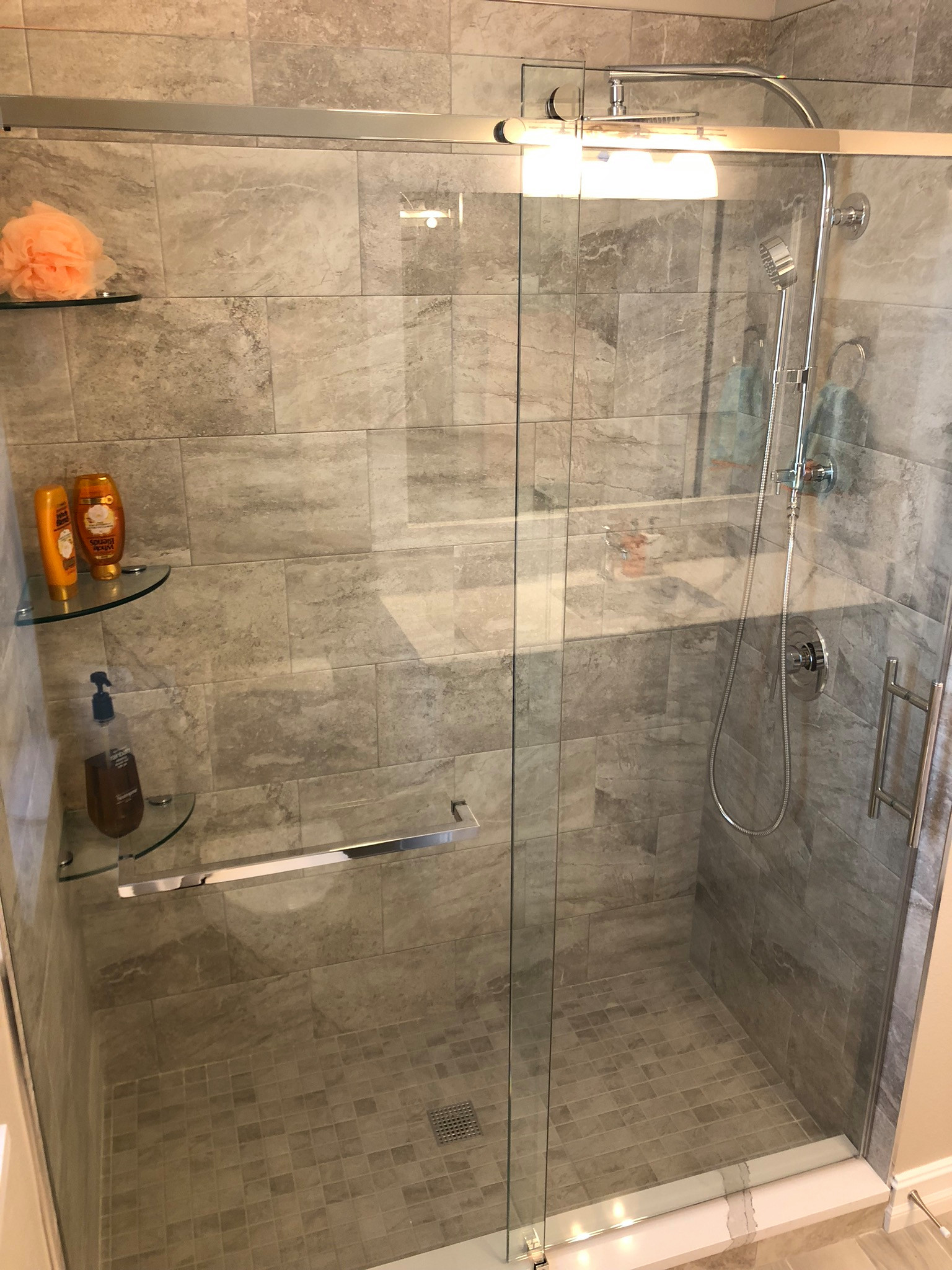 Venice Island Bathroom Remodel with Frameless Shower