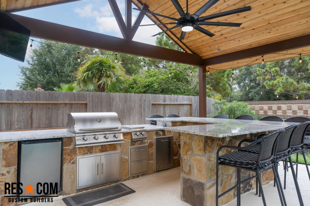 Outdoor addition - Oakton Springs