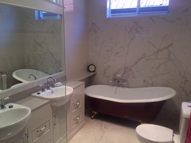 Project: Bathrooms modern-badezimmer