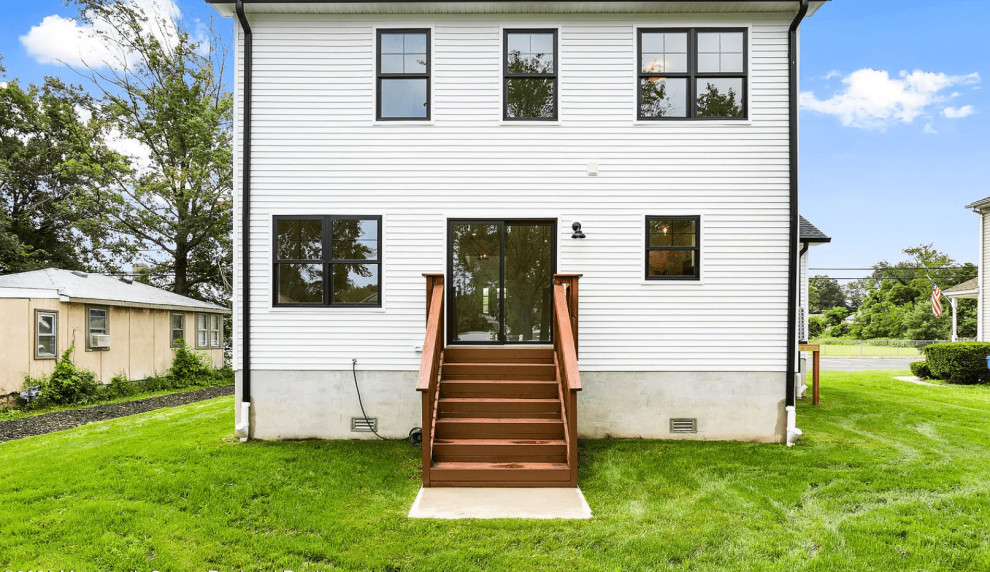 New Home, Northport NY Traditional New York by Premier Builders