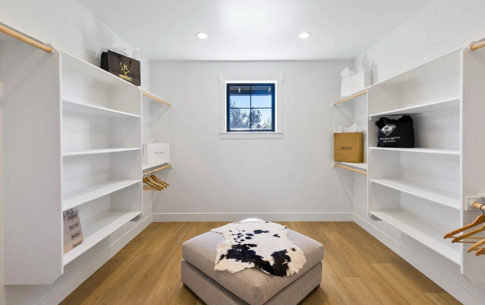 Bearing Dr New Construction Staging - Juniper Reserve (Pronghorn)