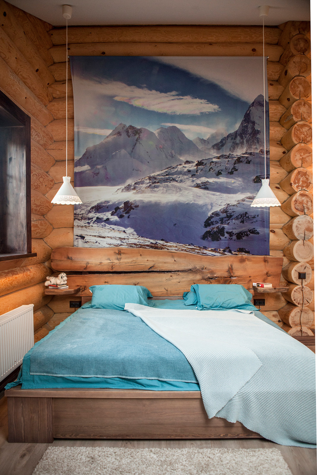 Спальня в бревенчатом доме