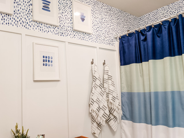 Pine St. Home minimalistisch-badezimmer