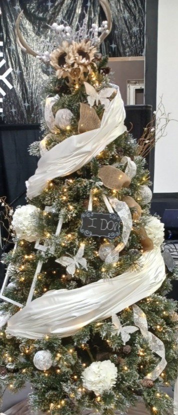 Holiday Decorating Services