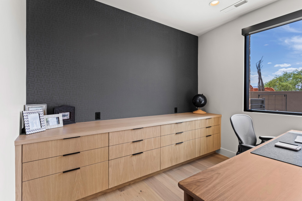 This is an example of a contemporary home office in Salt Lake City.