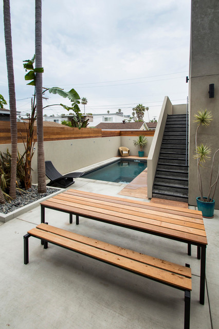 California Pools modern-patio