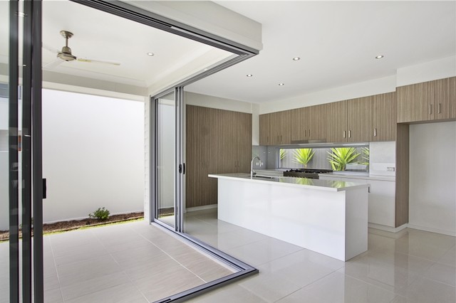 Deodar modern-kitchen