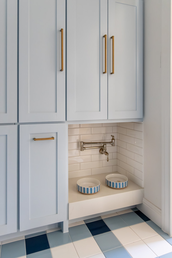 Inspiration for a coastal garage remodel in Dallas
