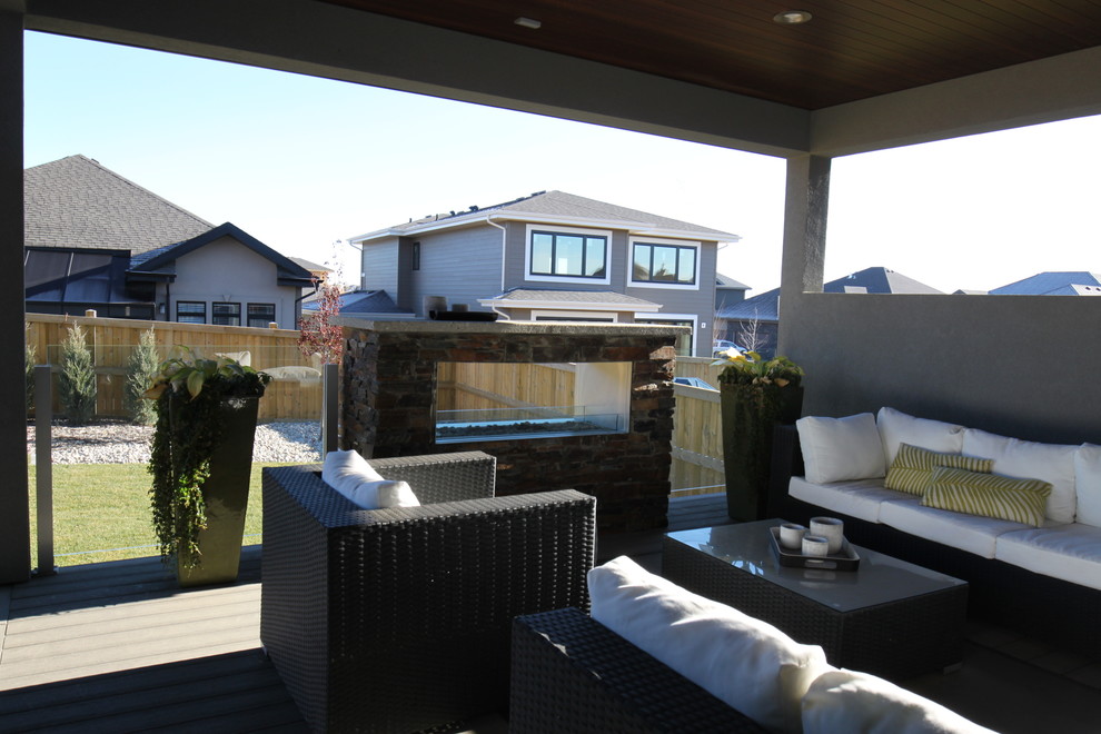 Inspiration for a contemporary deck in Calgary.