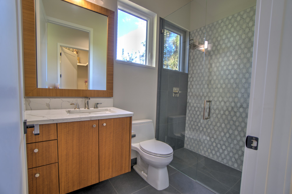 Custom Home - Lake Santa Fe, FL