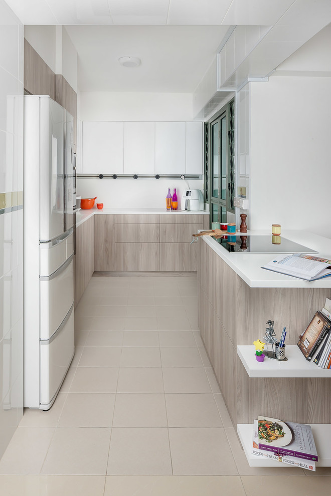 This is an example of a contemporary kitchen in Singapore.