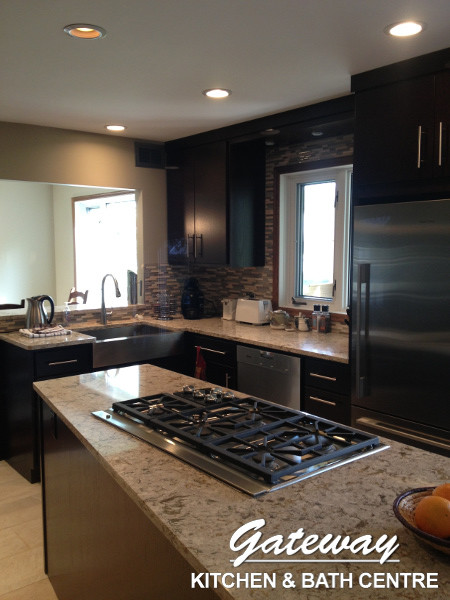 Kitchen - contemporary kitchen idea
