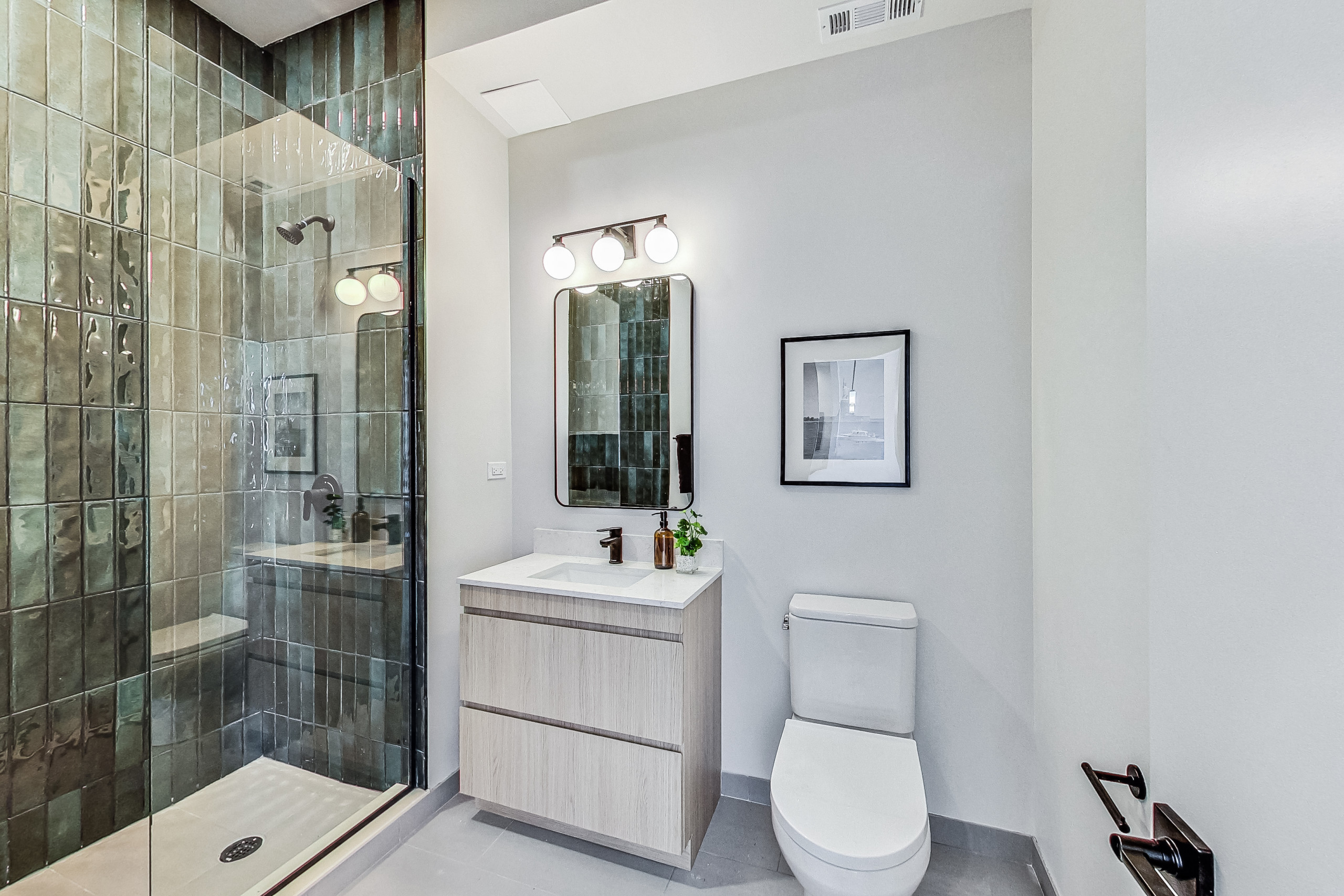 Low Line Commons Phase 2  | Model Unit 407 Staging