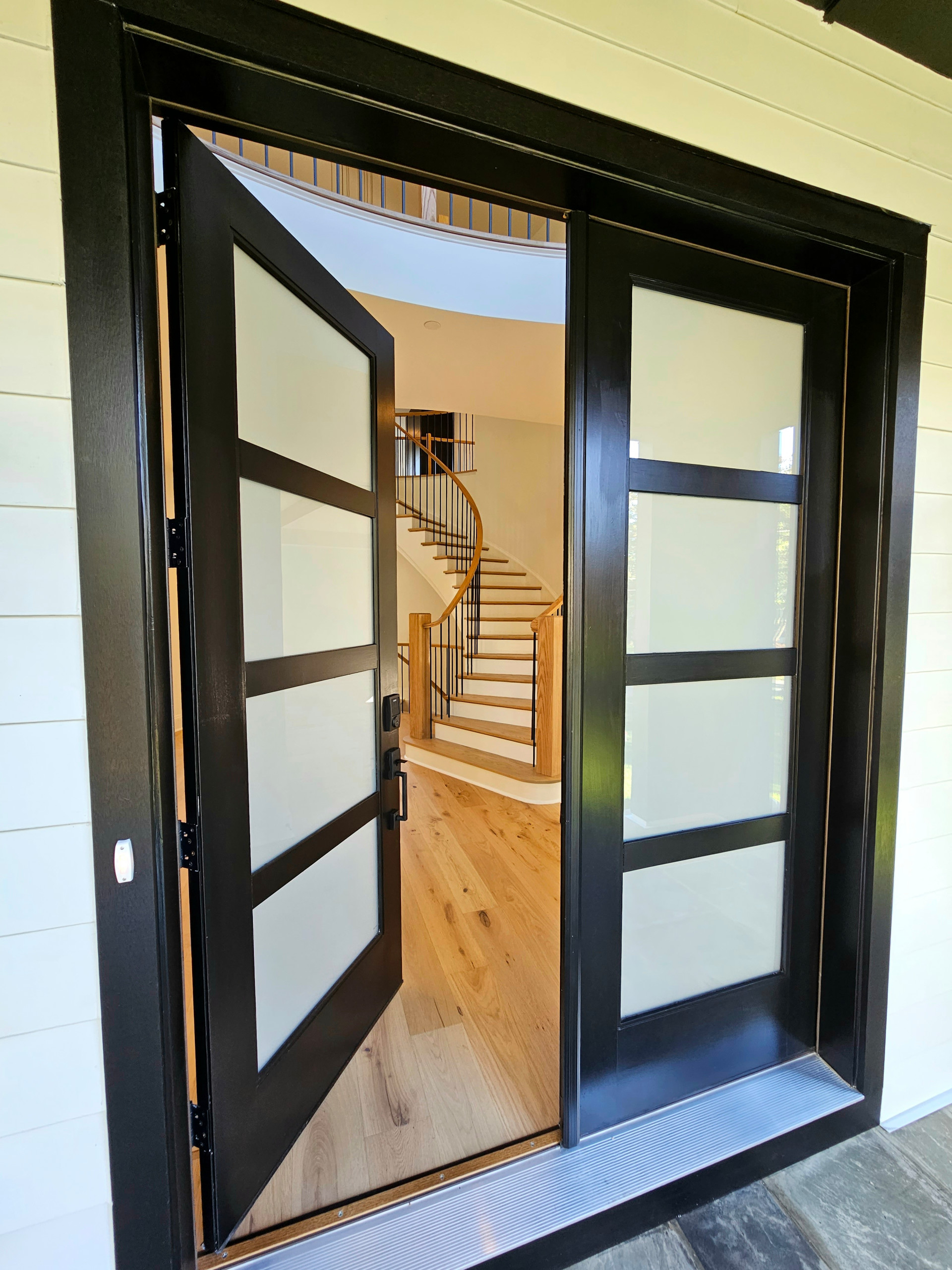 110_Welcoming Elegant Curve in Spacious Home, Bethesda MD 20817