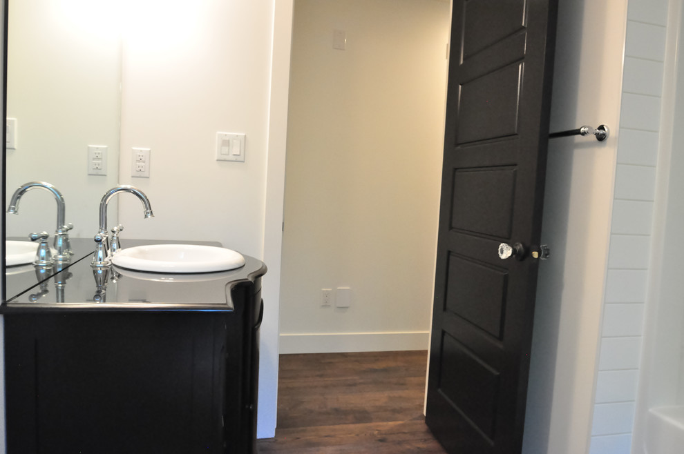 Home design - transitional home design idea in Edmonton