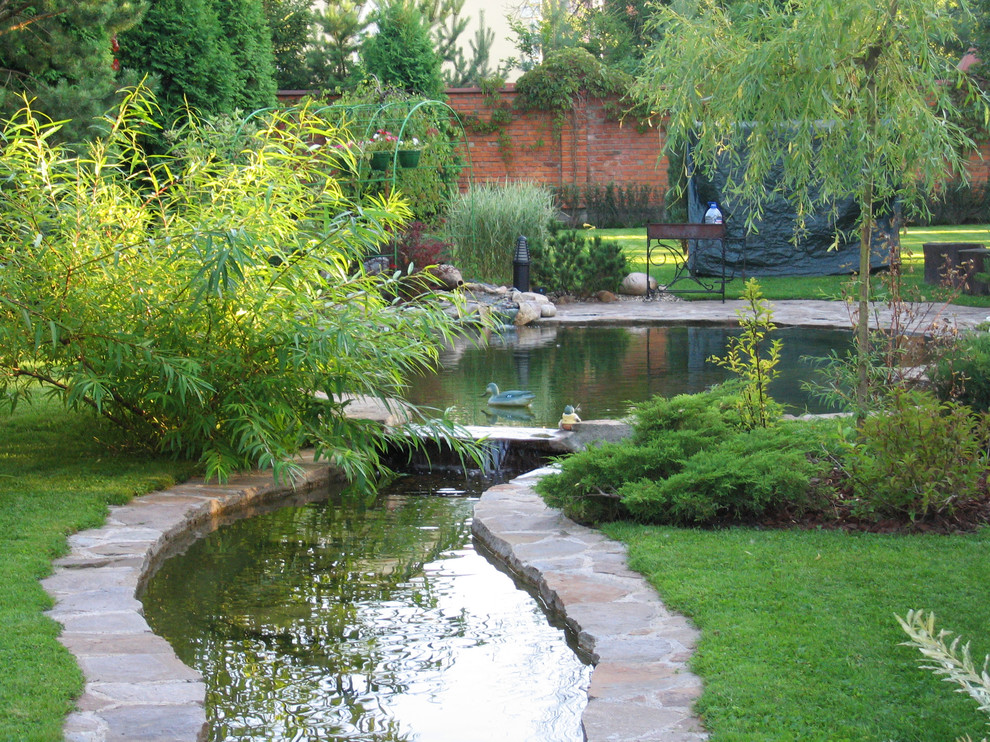 Вода в саду. Наши работы прошлых лет.