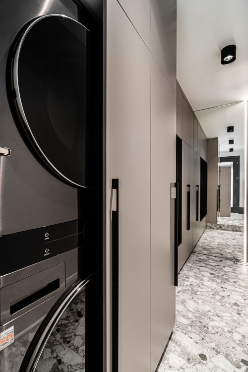 Stouffville 0424 finishing detail