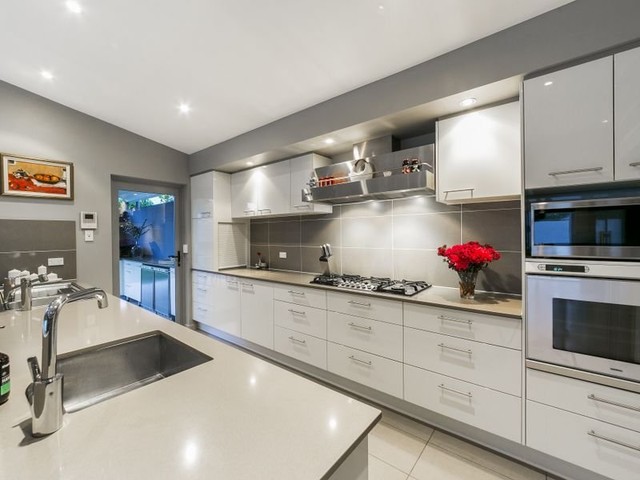 Yeronga contemporary-koek