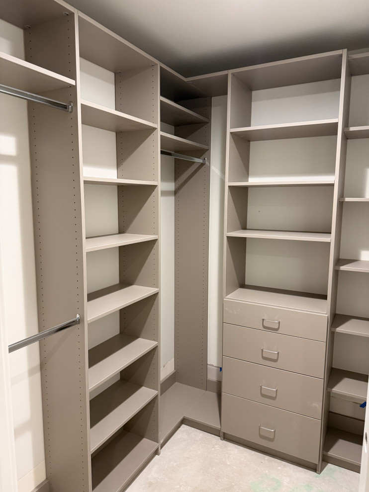 Utley Project-Multi-Gen Living and Expansive Garage